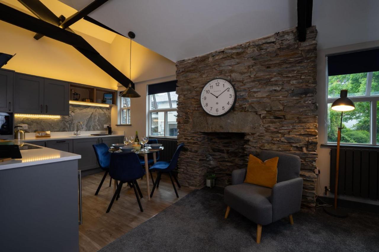 Spacious - Contemporary 2Br Apartment - Central Ambleside - Parking Esterno foto