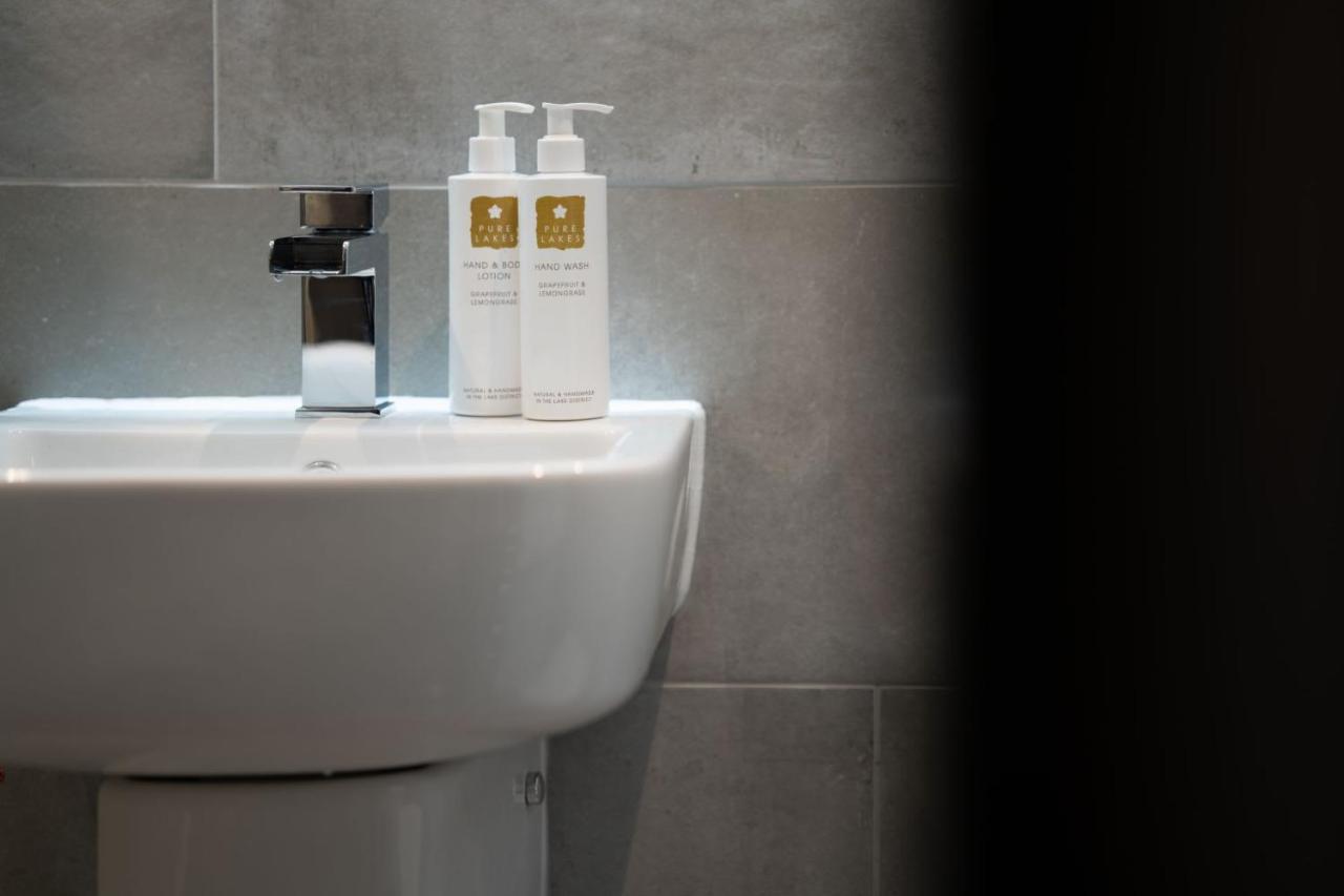 Spacious - Contemporary 2Br Apartment - Central Ambleside - Parking Esterno foto